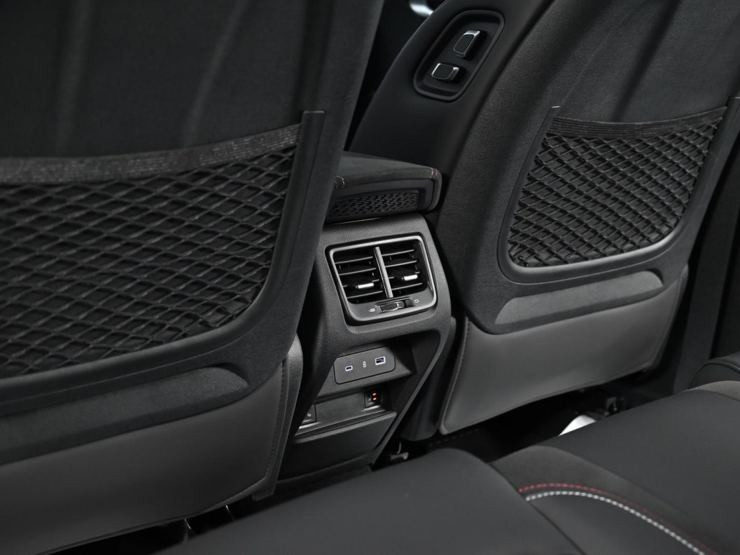 Geely Tugella Flagship 2.0 АКПП, 2023 фото 17