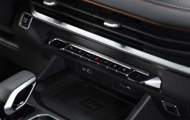 Geely Okavango Flagship (2023) 2.0 АМТ, 2024 превью 14