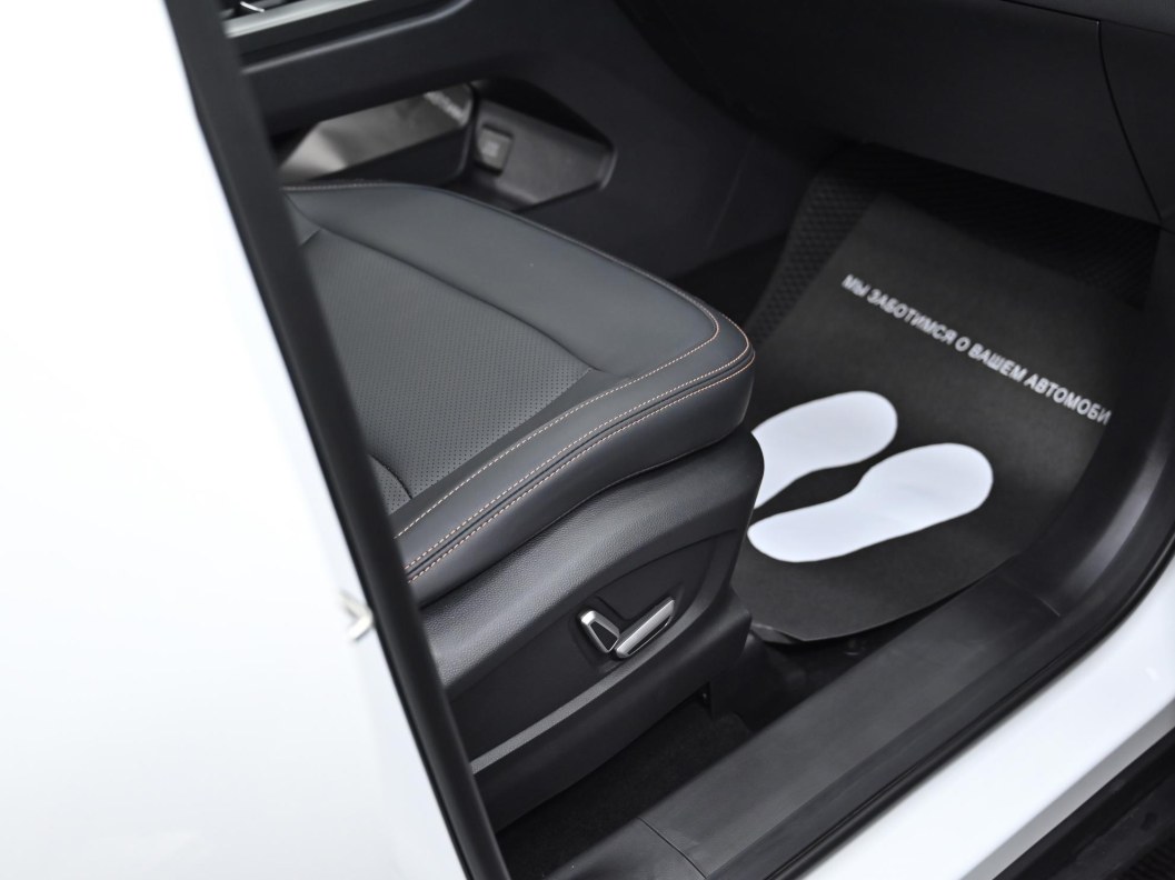 Geely Okavango Flagship (2023) 2.0 АМТ, 2024 фото 15