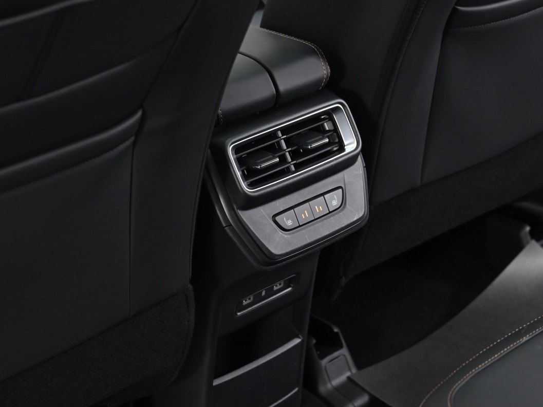 Geely Okavango Flagship (2023) 2.0 АМТ, 2024 фото 16