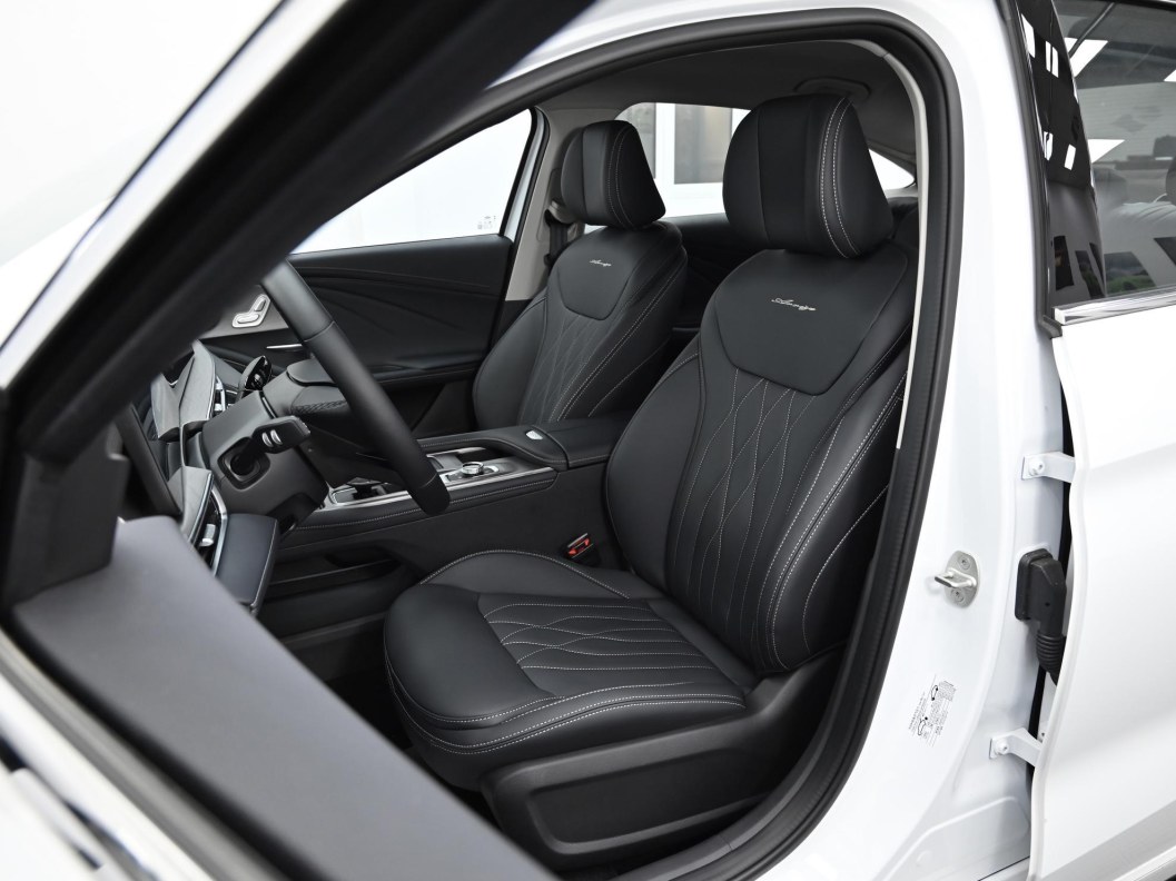 Chery Arrizo 8 Ultra 1.6 АМТ, 2025 фото 16