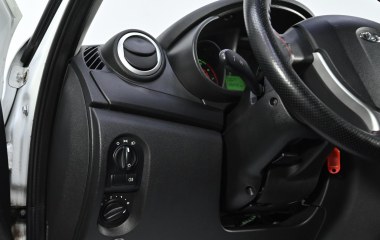 ВАЗ (Lada) Kalina Luxe 21947-52-010 1.6 МКПП, 2015 превью 7