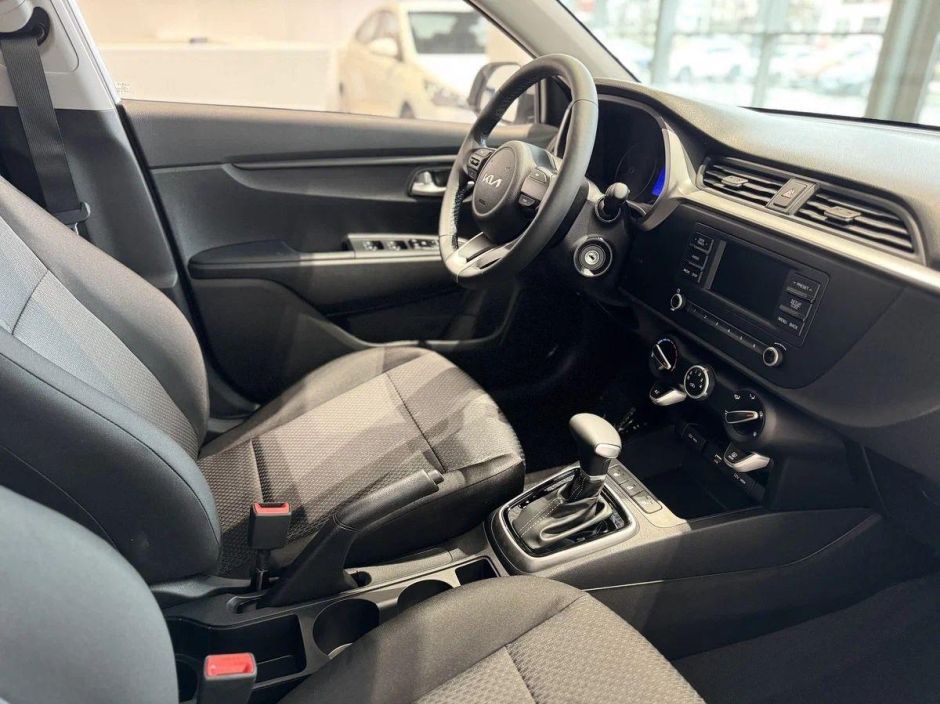 Solaris KRX Comfort 1.6 АКПП фото 5