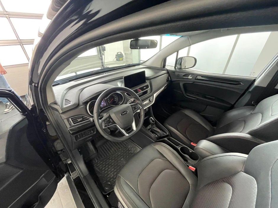 JAC JS3 Luxury 1.6 CVT, 2024 фото 9