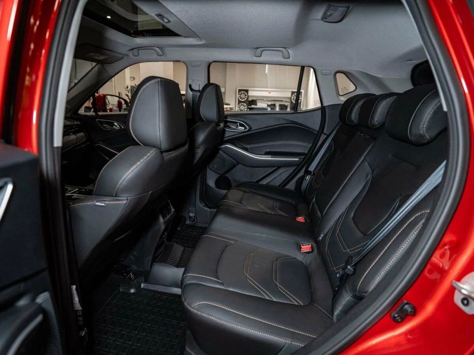 Москвич 3 Комфорт 1.5 CVT фото 7