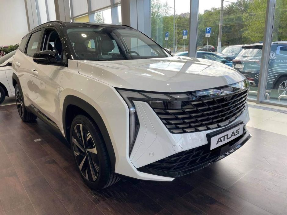 Geely Atlas Luxury 2.0 АКПП, 2024 фото 2