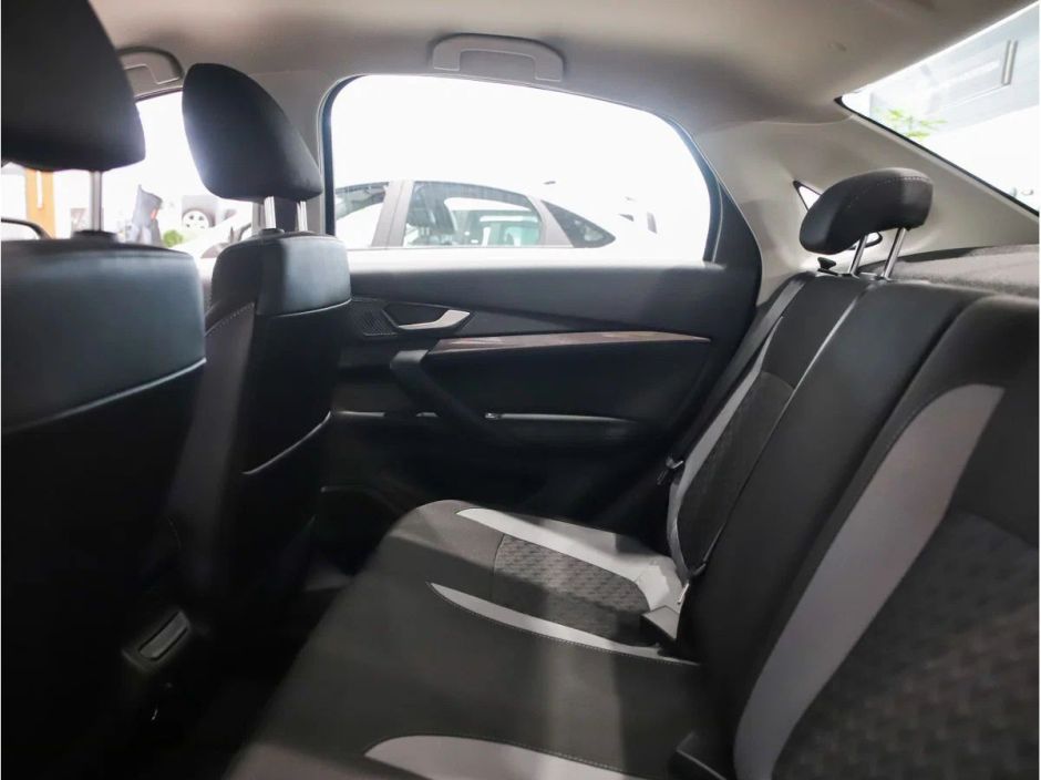 Lada Vesta Life'24 1.6 CVT фото 9