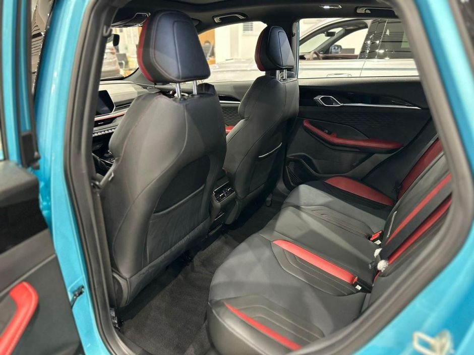 Geely Coolray Luxury 1.5 РКПП, 2024 фото 7