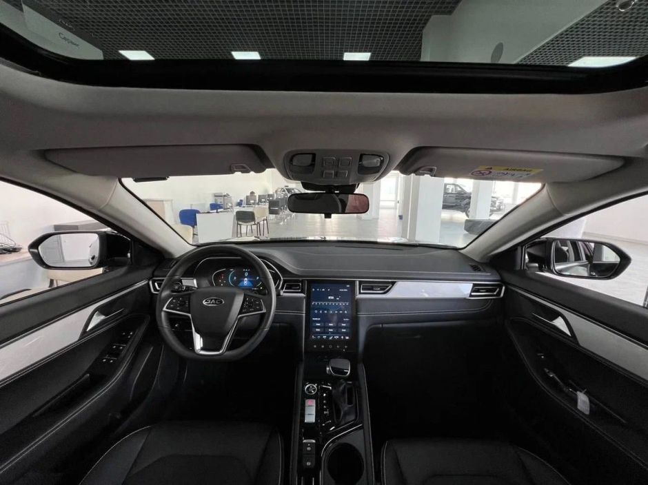 JAC J7 Luxury 1.5 CVT фото 5