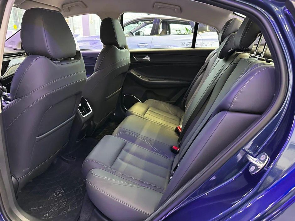 Omoda S5 Tech 1.5 CVT фото 11