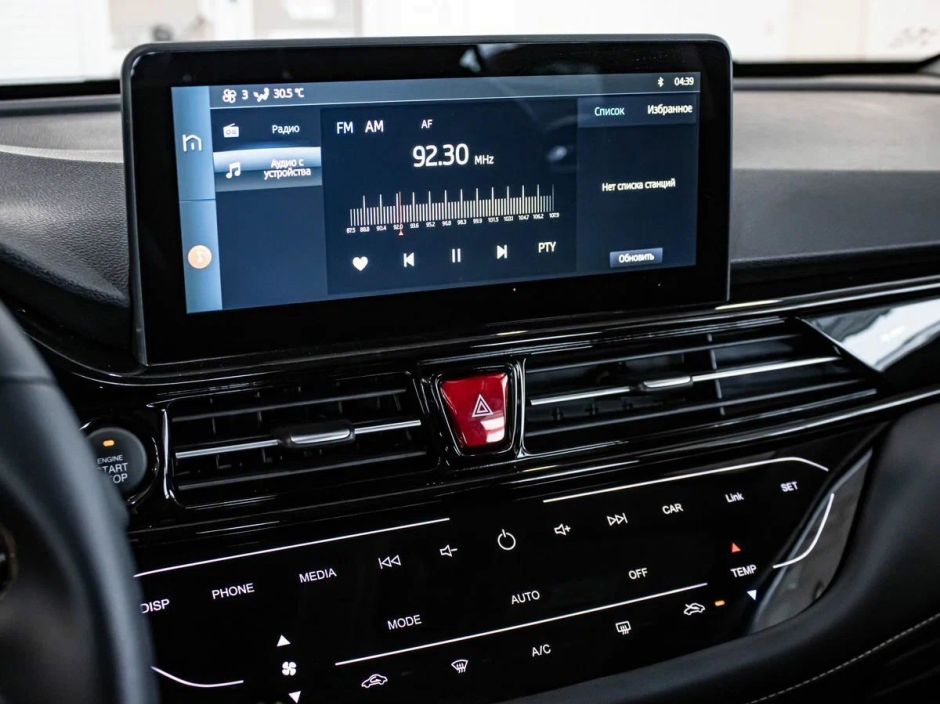 Москвич 3 Стандарт 1.5 CVT фото 12