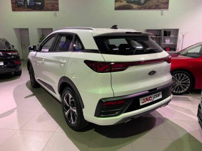 JAC JS6 Luxury 1.5 АМТ превью 3