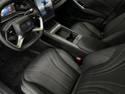 Geely Preface Flagship 2.0 АМТ превью 9