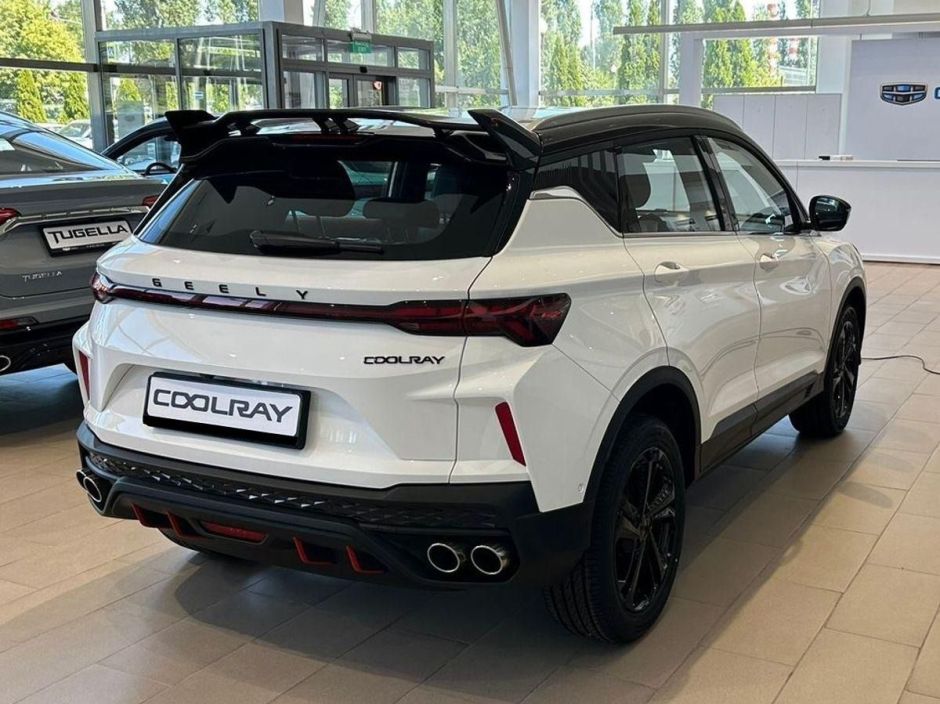 Geely Coolray Flagship 1.5 РКПП, 2024 фото 3