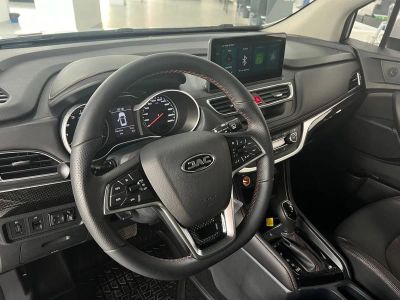 JAC JS3 Luxury 1.6 CVT превью 5