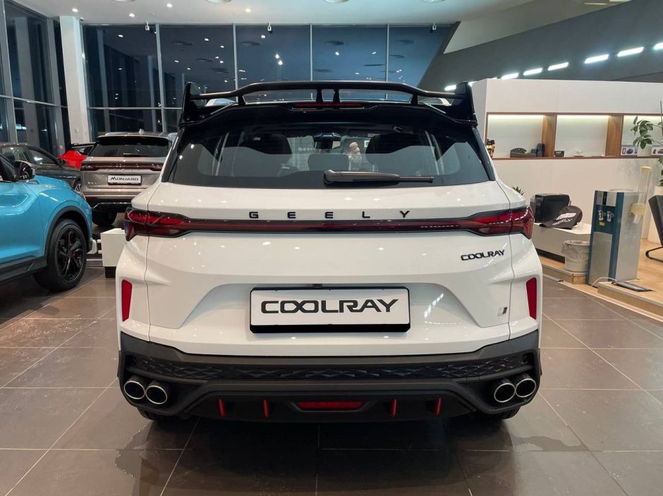 Geely Coolray Flagship 1.5 РКПП, 2024 фото 4