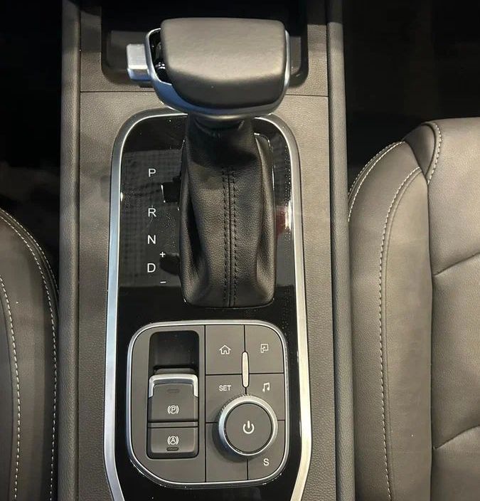 Kaiyi X3 Luxury 1.5 CVT фото 8
