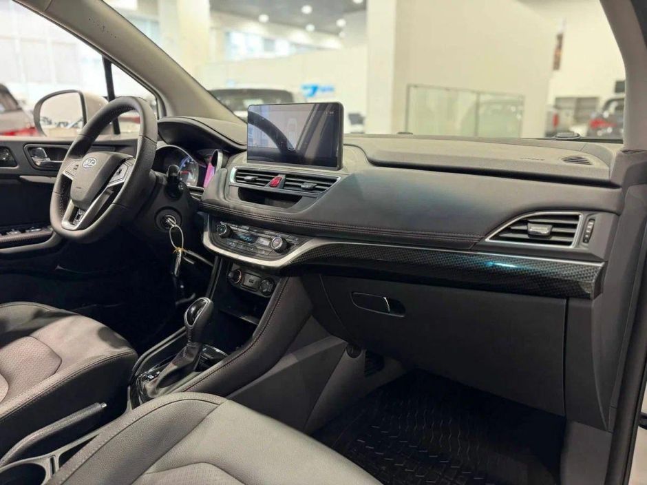 JAC JS3 Luxury 1.6 CVT, 2024 фото 9