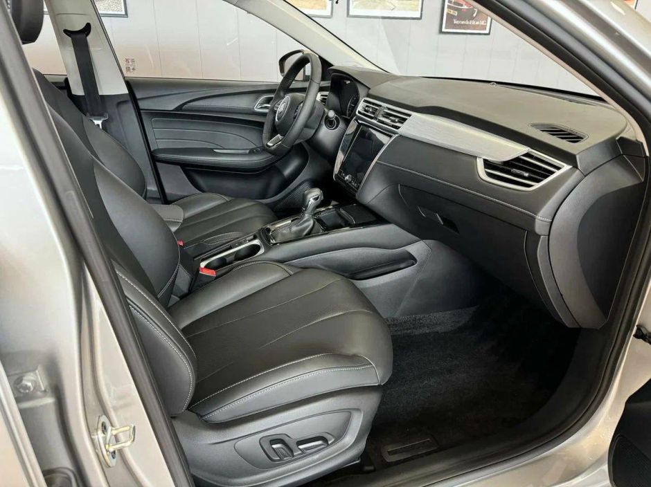 MG 5 Deluxe 1.5 CVT, 2024 фото 5