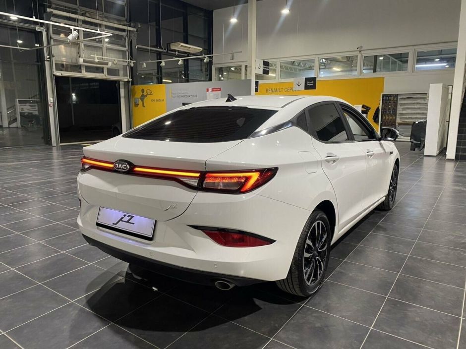 JAC J7 Tech 1.5 CVT, 2024 фото 4