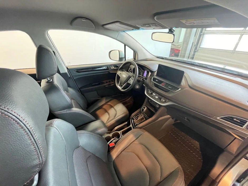 JAC JS3 Luxury 1.6 CVT фото 11