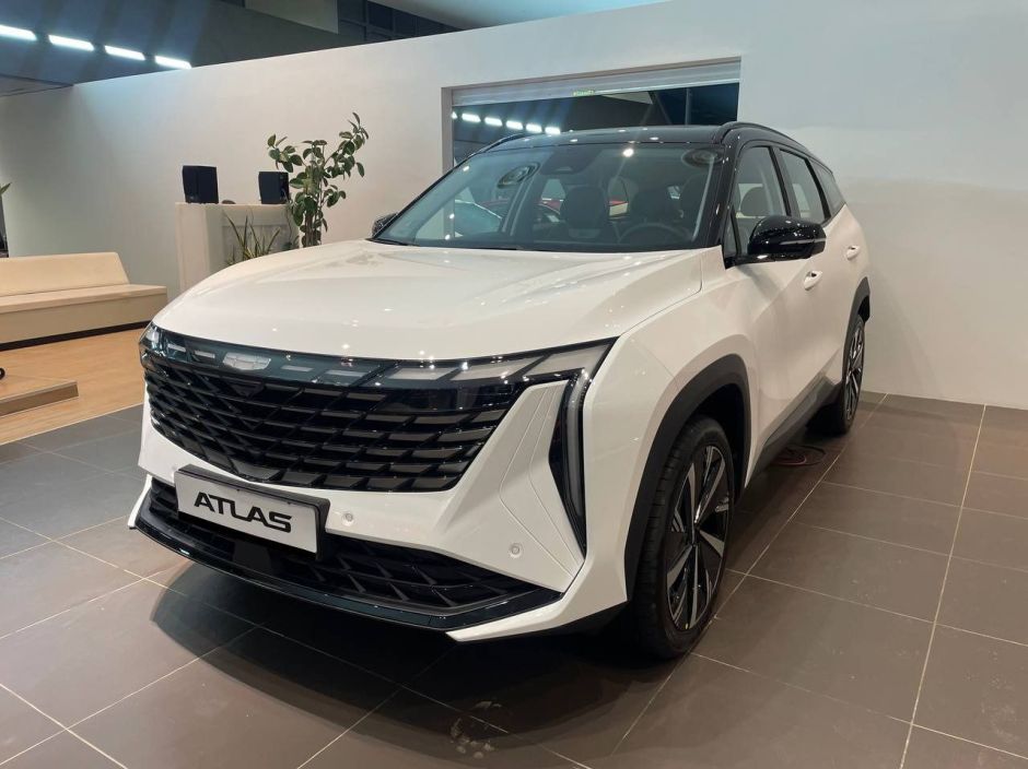 Geely Atlas Flagship 2.0 АКПП, 2024 фото 1