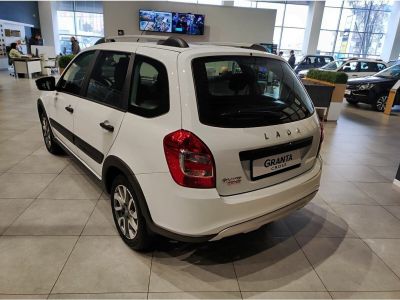 Lada Granta Comfort (2023-2024) 1.6 МКПП превью 3